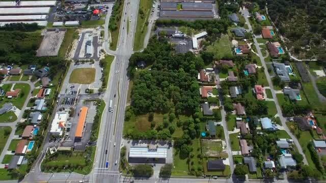 1908 Hypoluxo Rd, Lantana, FL à vendre - Vidéo sur l’inscription commerciale - Image 1 de 14