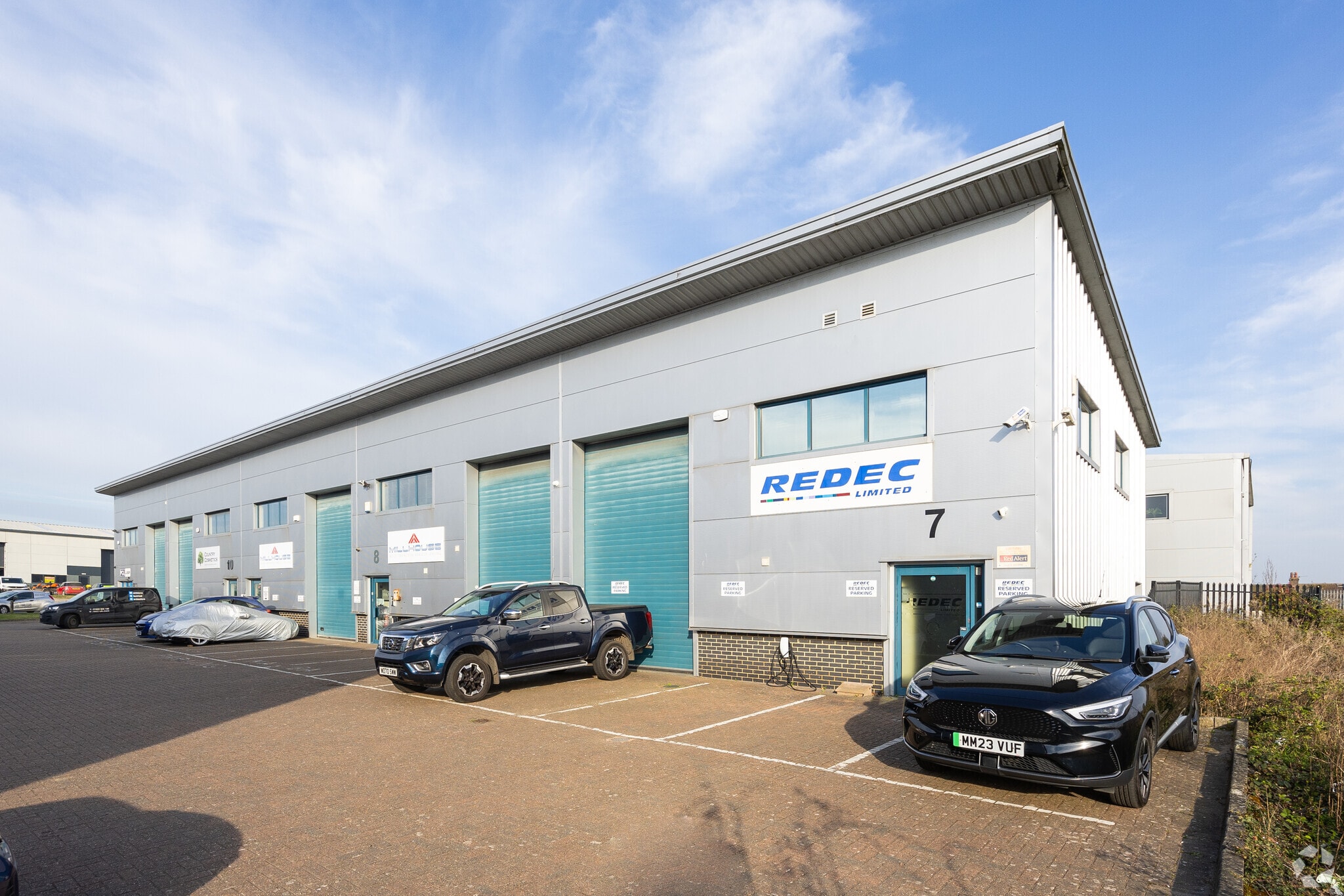 7-15 Orbital Park, Ashford for lease Primary Photo- Image 1 of 3