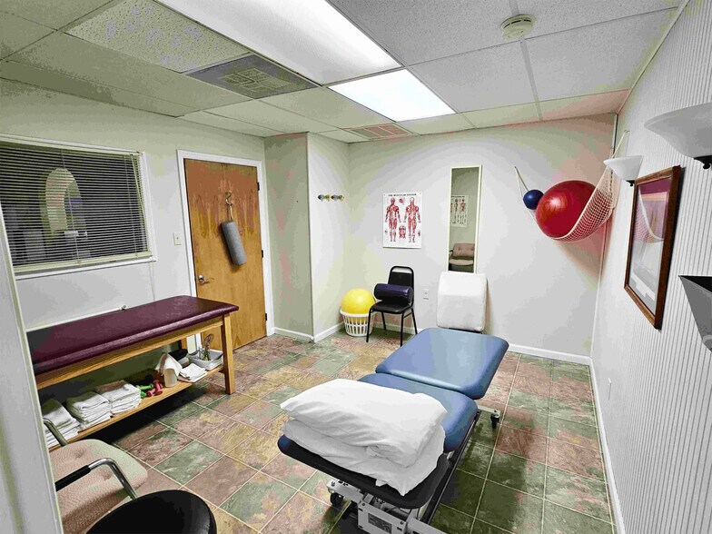 1006 Broad, Oriental, NC à vendre - Photo intérieure - Image 3 de 19