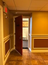 50 Gerard St, Huntington, NY for lease Interior Photo- Image 1 of 7