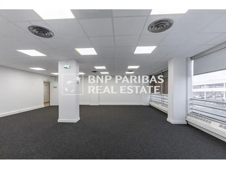 Bureau dans Rosny-sous-Bois à louer - Photo intérieure - Image 2 de 17