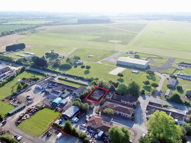 7 Landscape Close, Weston-on-the-Green, Bicester à louer - Photo du bâtiment - Image 2 de 15