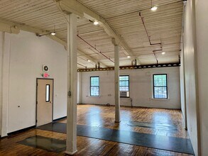 441 E Market St, York, PA for lease Interior Photo- Image 1 of 7