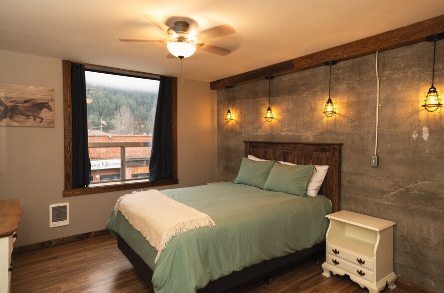 152 Johnson Ave, Orofino, ID à louer - Photo intérieure - Image 2 de 45