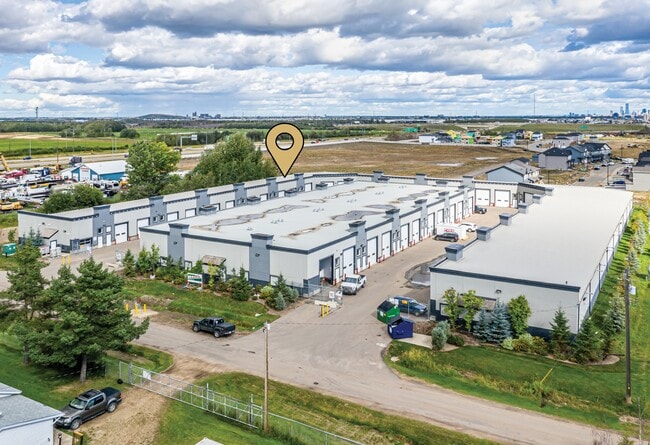 Plus de détails pour 9903 209 St NW, Edmonton, AB - Industriel à vendre