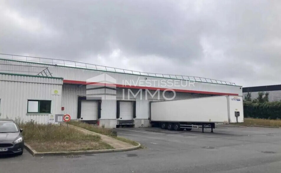 Flex dans Mitry-Mory à louer - Photo du bâtiment - Image 3 de 13