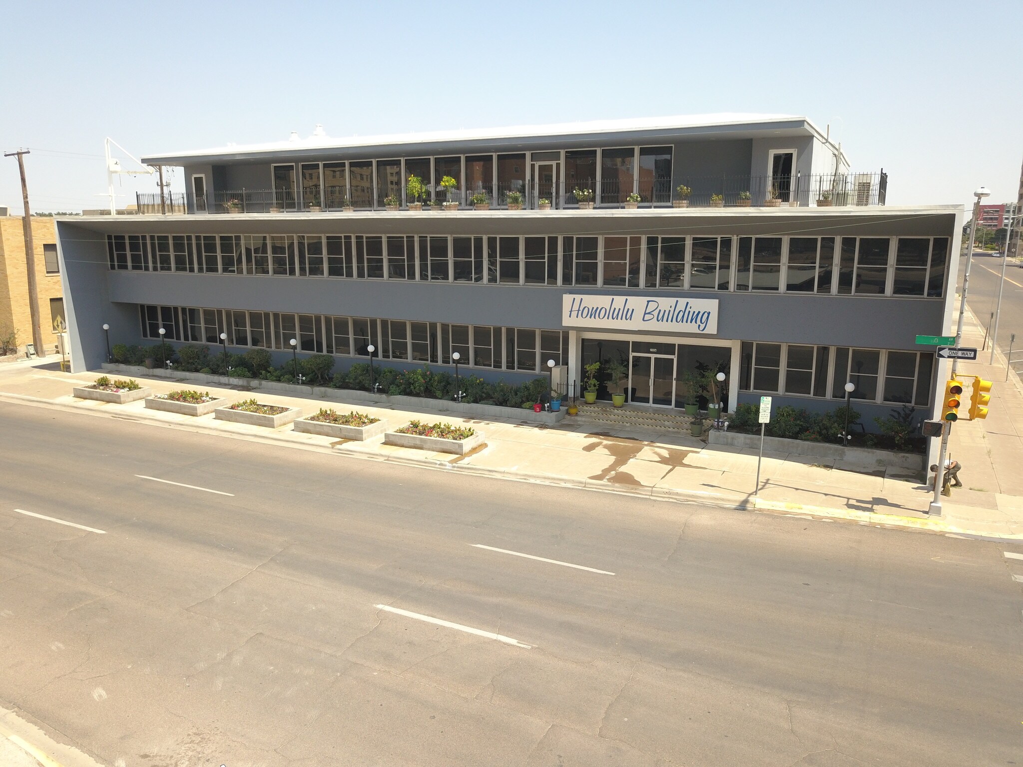 200 W Illinois Ave, Midland, TX à louer Photo du bâtiment- Image 1 de 17