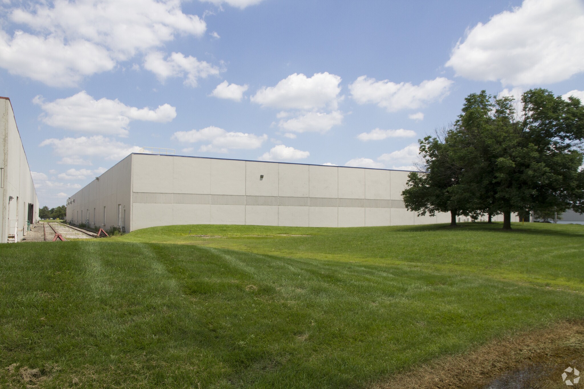 1605 Westbelt Dr, Columbus, OH for lease Primary Photo- Image 1 of 4