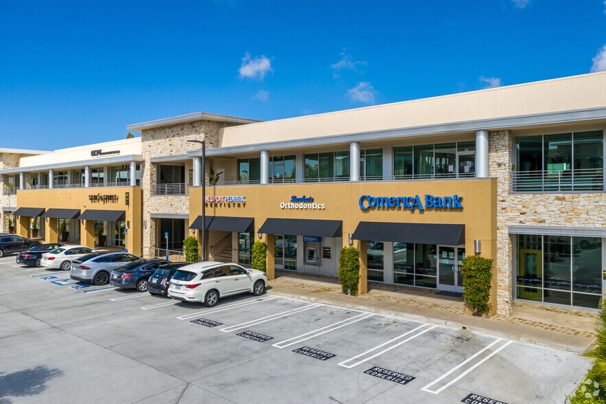 2043 Westcliff Dr, Newport Beach, CA for lease - Building Photo - Image 2 of 4