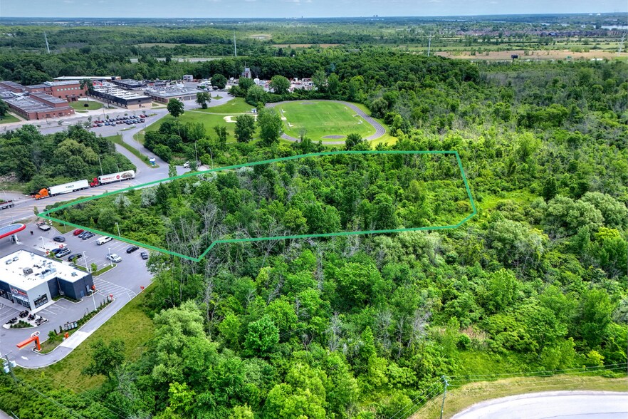 1626 Montee Masson, Laval, QC à vendre - Aérien - Image 3 de 7
