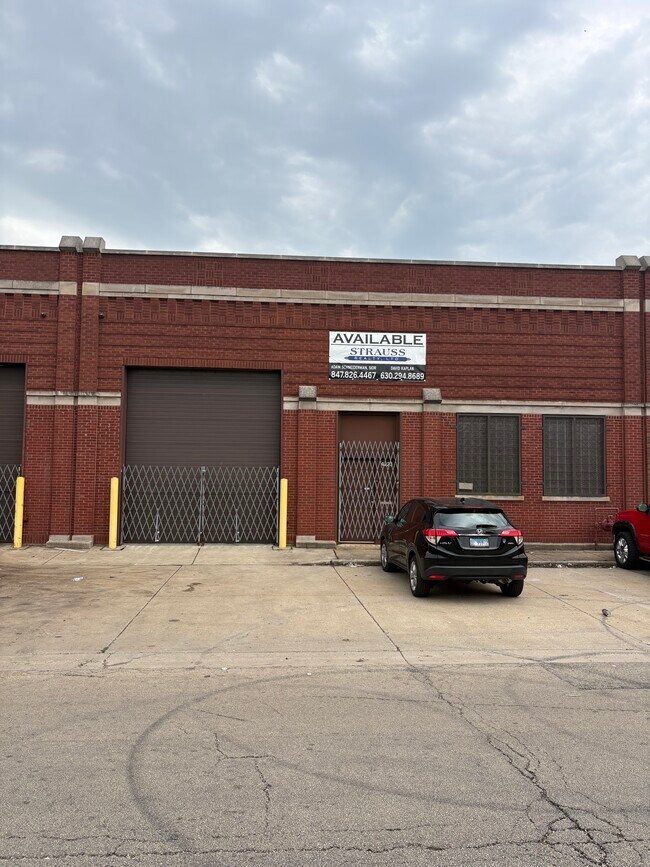 Plus de détails pour 4229 W Kinzie St, Chicago, IL - Industriel à louer