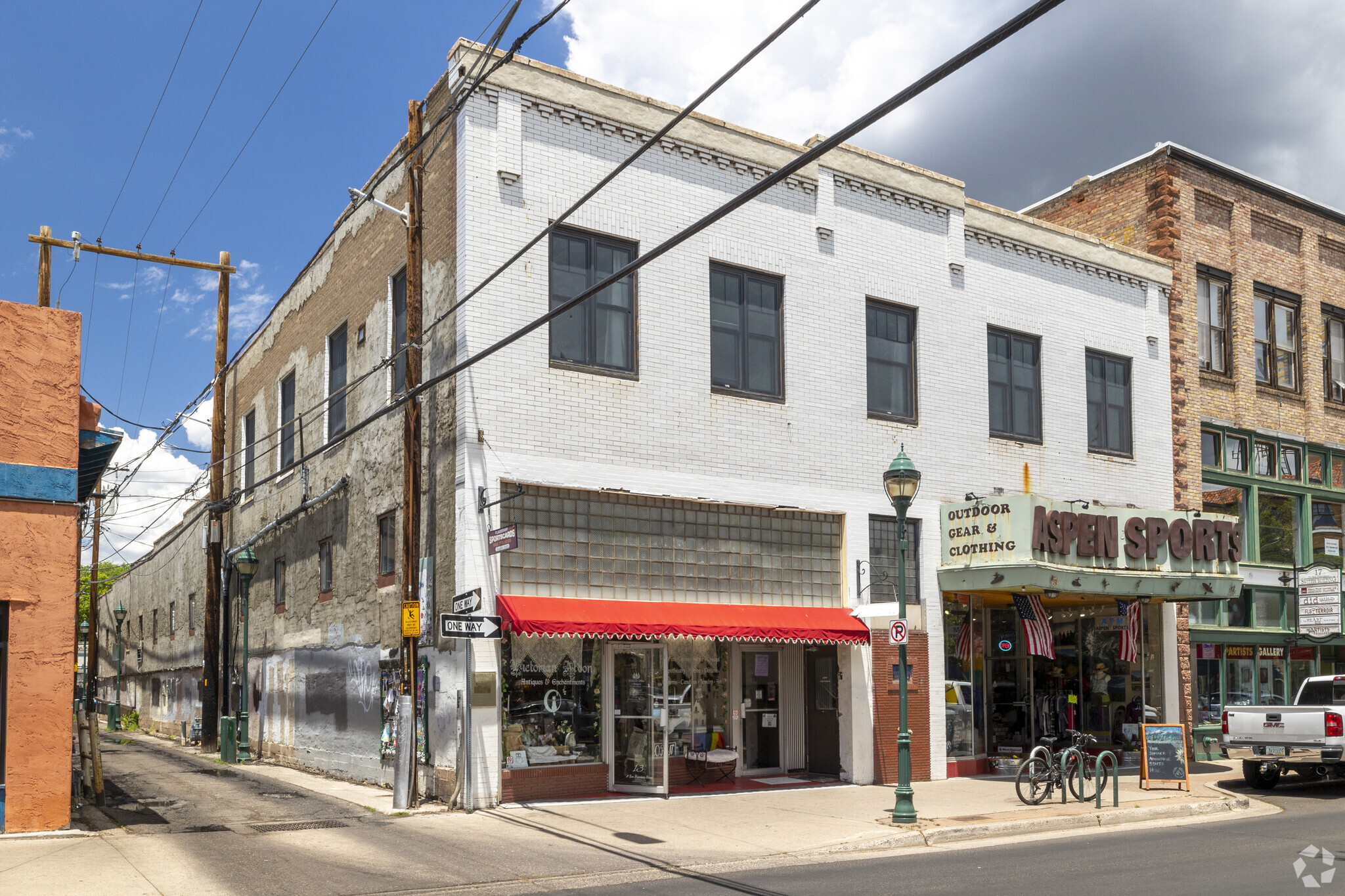 15 N San Francisco St, Flagstaff, AZ for lease Building Photo- Image 1 of 25