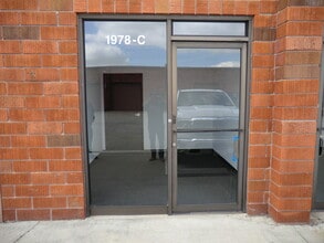 1972-1996 W Del Amo Blvd, Torrance, CA for lease Interior Photo- Image 2 of 8