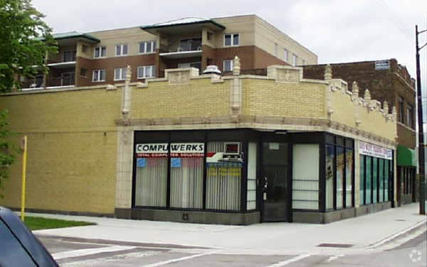 4809-4811 N Elston Ave, Chicago, IL à louer - Photo du bâtiment - Image 2 de 3