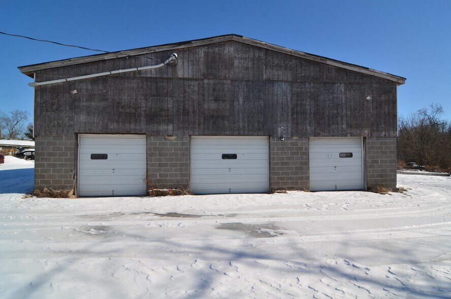 1074 State Route 12, Frenchtown, NJ for lease - Primary Photo - Image 1 of 3