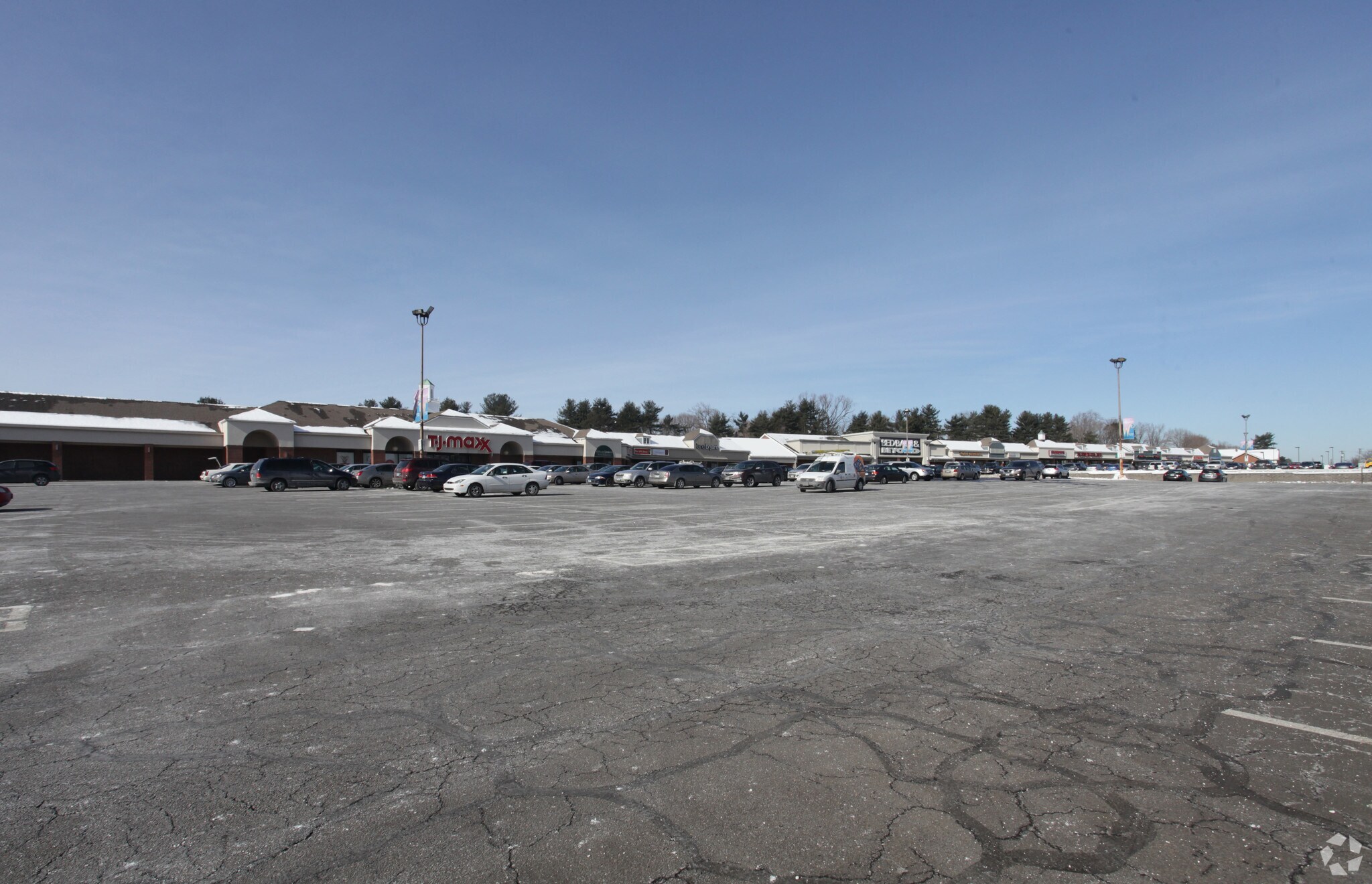 1039-1129 Silas Deane Hwy, Wethersfield, CT for lease Primary Photo- Image 1 of 5