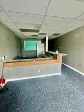 101 Divine Dr, Davenport, FL for lease Interior Photo- Image 2 of 6