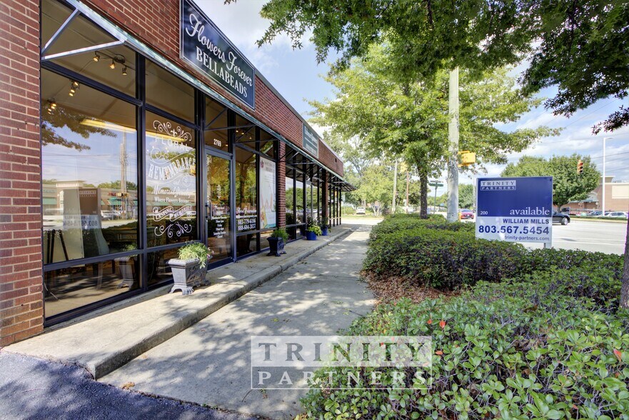 2757-2773 Rosewood Dr, Columbia, SC à louer - Photo du bâtiment - Image 3 de 5