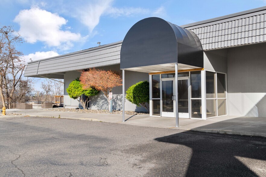 50 Comstock St, Richland, WA à louer - Photo du bâtiment - Image 2 de 13