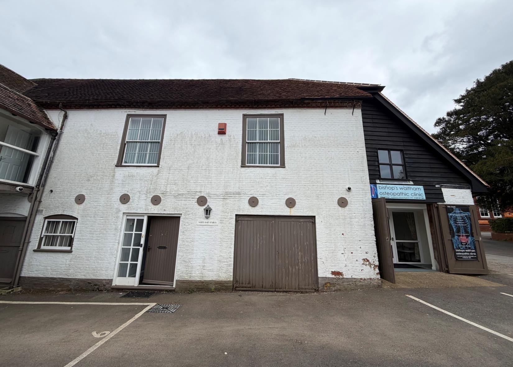 3 Bank St, Bishops Waltham for lease Primary Photo- Image 1 of 2