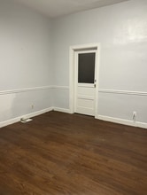 100-102 E Main St, Georgetown, KY à louer Photo intérieure- Image 2 de 4