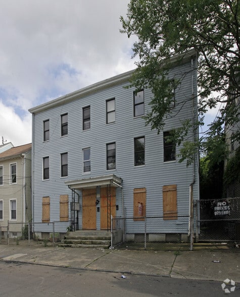 33-35 Hillman St, Paterson, NJ for sale - Building Photo - Image 2 of 3