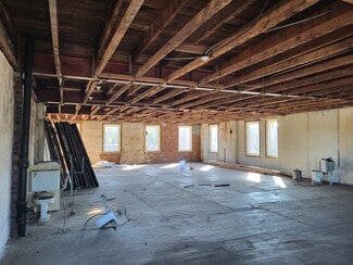 More details for 131 Conover Sta SE, Conover, NC - Office, Retail for Lease