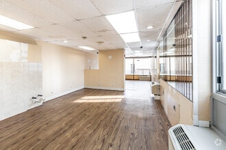 1350 15th St, Fort Lee, NJ à louer Photo intérieure- Image 2 de 2