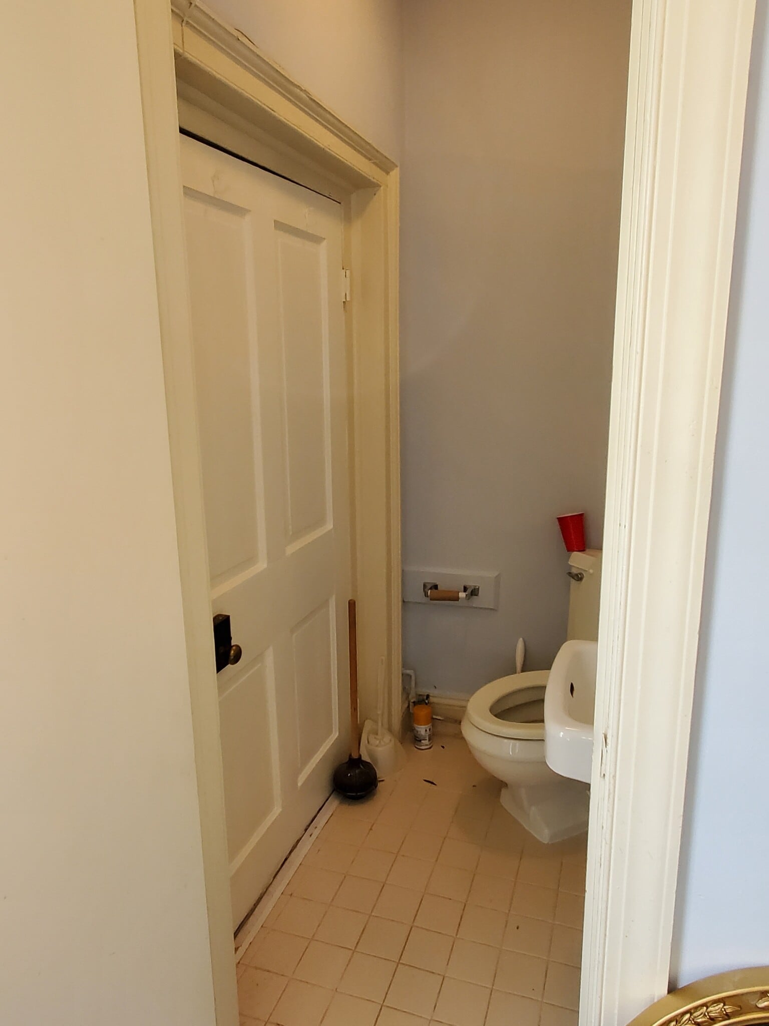 23 E Market St, Leesburg, VA for lease Primary Photo- Image 1 of 14