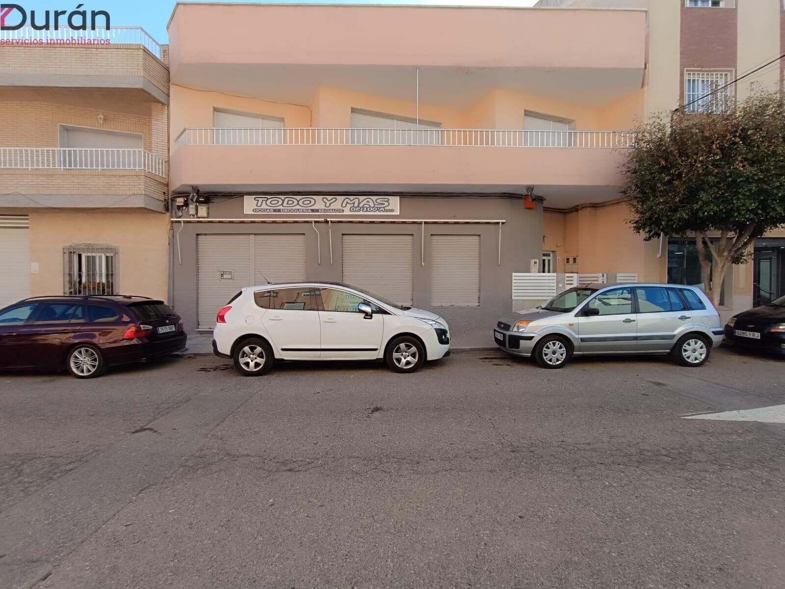 Commerce de détail dans El Ejido, Almería à louer Photo principale- Image 1 de 10