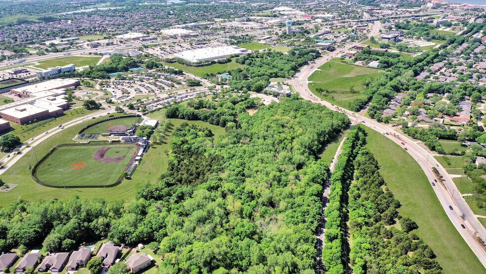 000 Ridge Rd, Rockwall, TX à vendre - Photo du bâtiment - Image 3 de 8