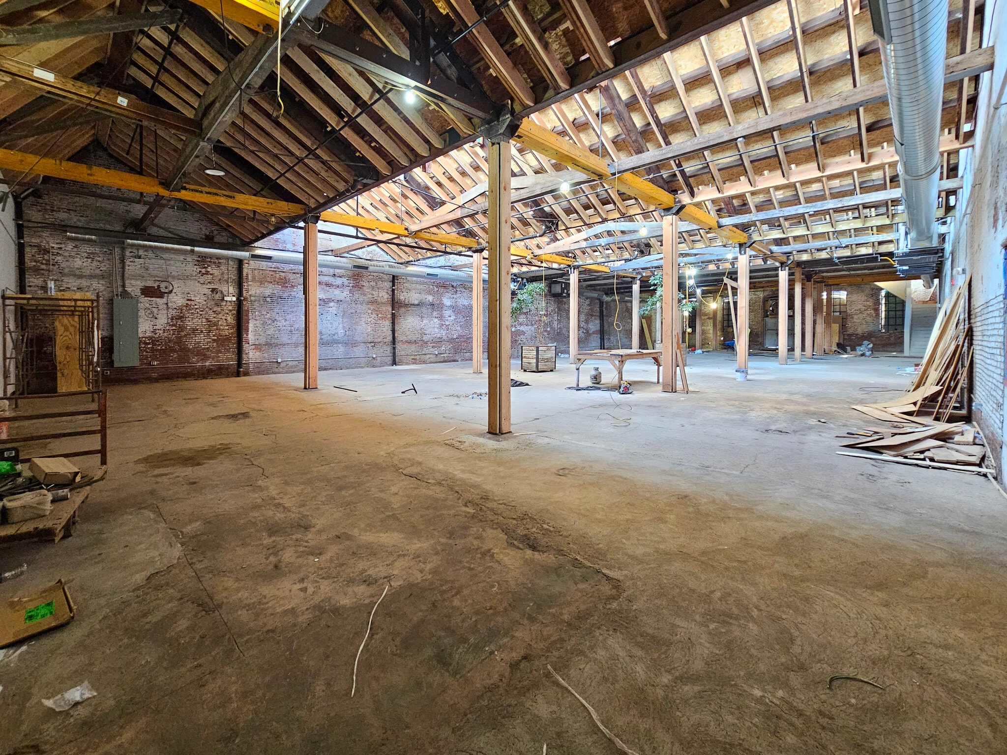 1930 E Huntingdon St, Philadelphia, PA for lease Interior Photo- Image 1 of 10