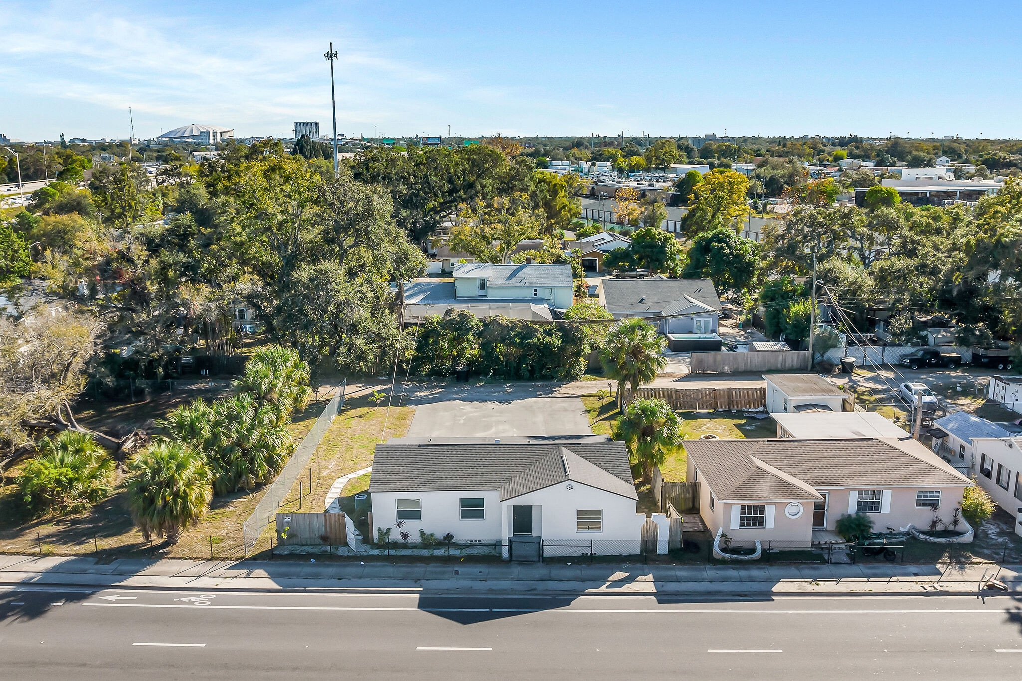 2140 22nd Ave N, Saint Petersburg, FL for sale Primary Photo- Image 1 of 11