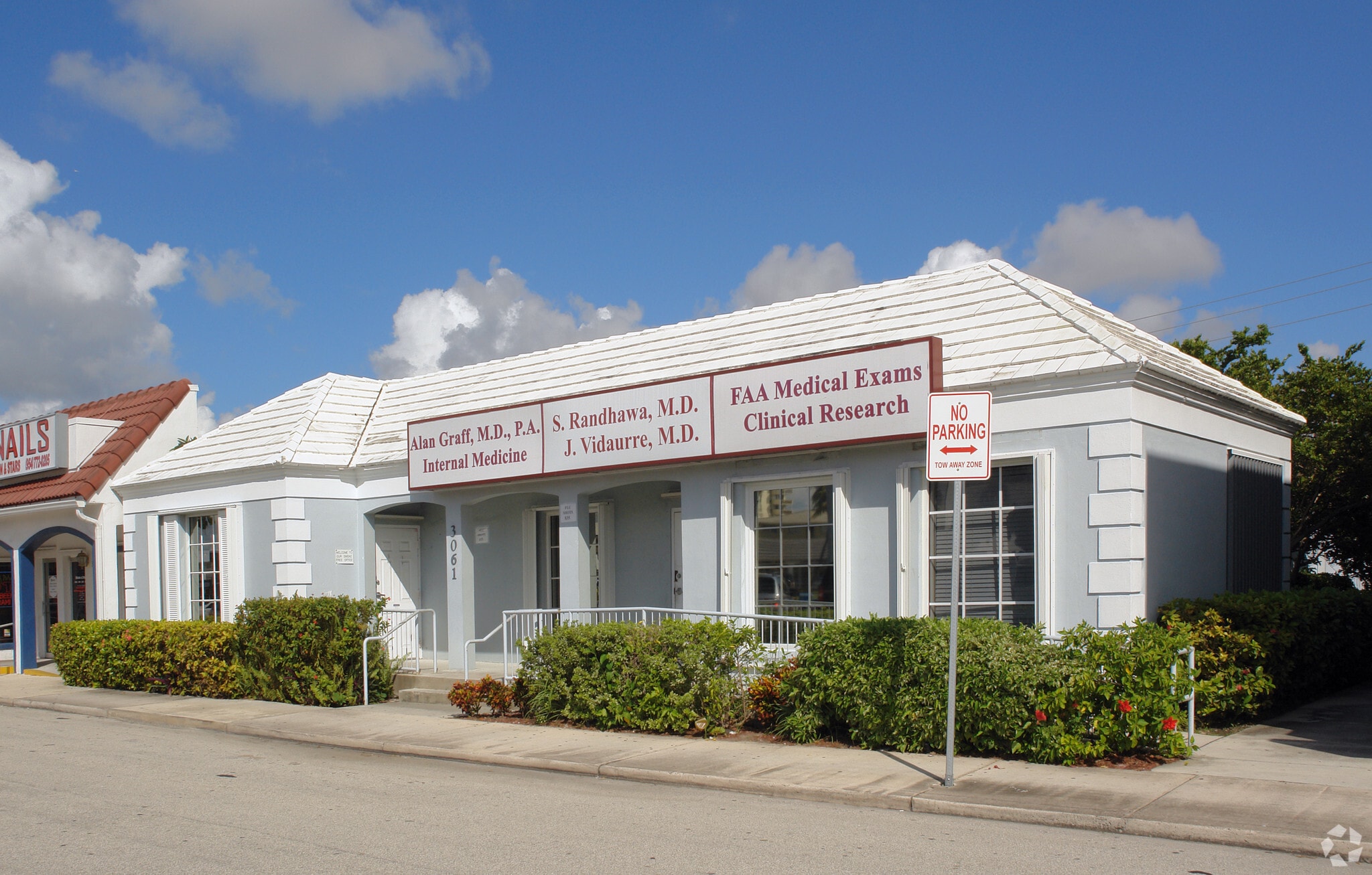 3061 E Commercial Blvd, Fort Lauderdale, FL for sale Primary Photo- Image 1 of 6