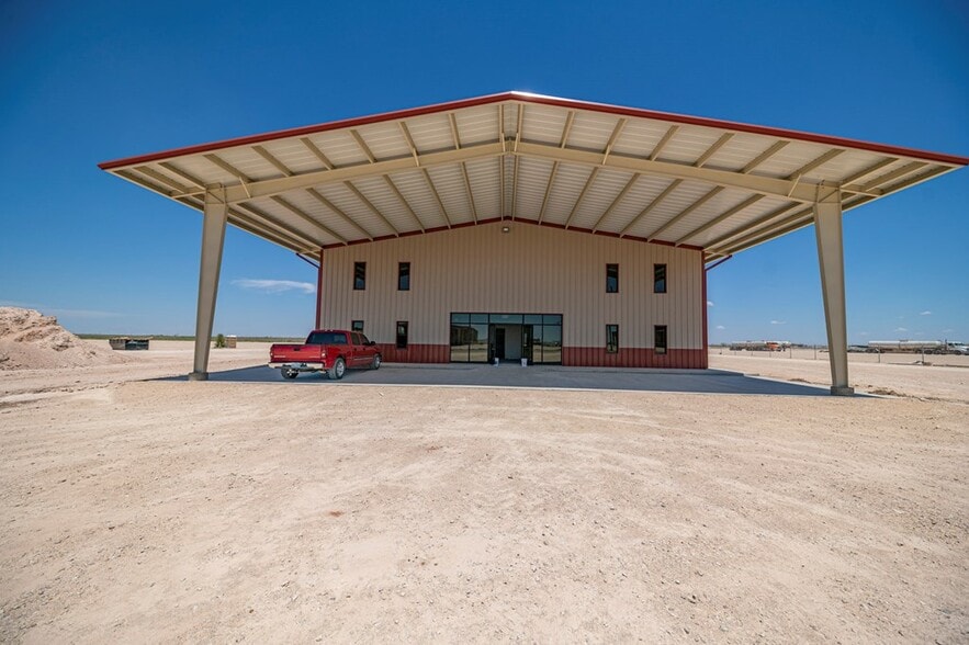 16690 W Basin St, Odessa, TX à vendre - Photo du bâtiment - Image 2 de 49