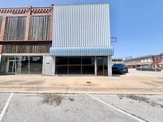 Plus de détails pour 210 W 9th St, Coffeyville, KS - Bureau à vendre
