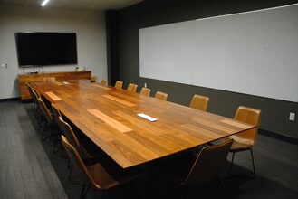 300 E Davis St, McKinney, TX for lease Interior Photo- Image 2 of 16