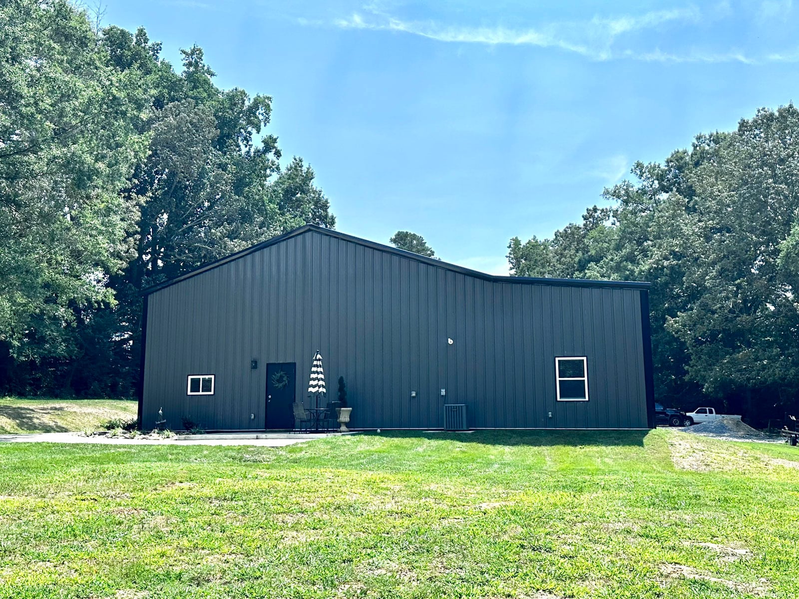 2919 Flicker Ln, Dandridge, TN for sale Primary Photo- Image 1 of 44