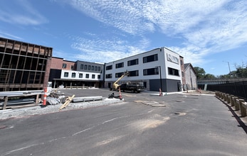 345 Main St, Norwich, CT for lease Interior Photo- Image 2 of 8