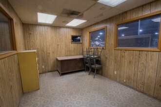 100 W Parkwood St, Stanley, NC for sale Interior Photo- Image 2 of 5