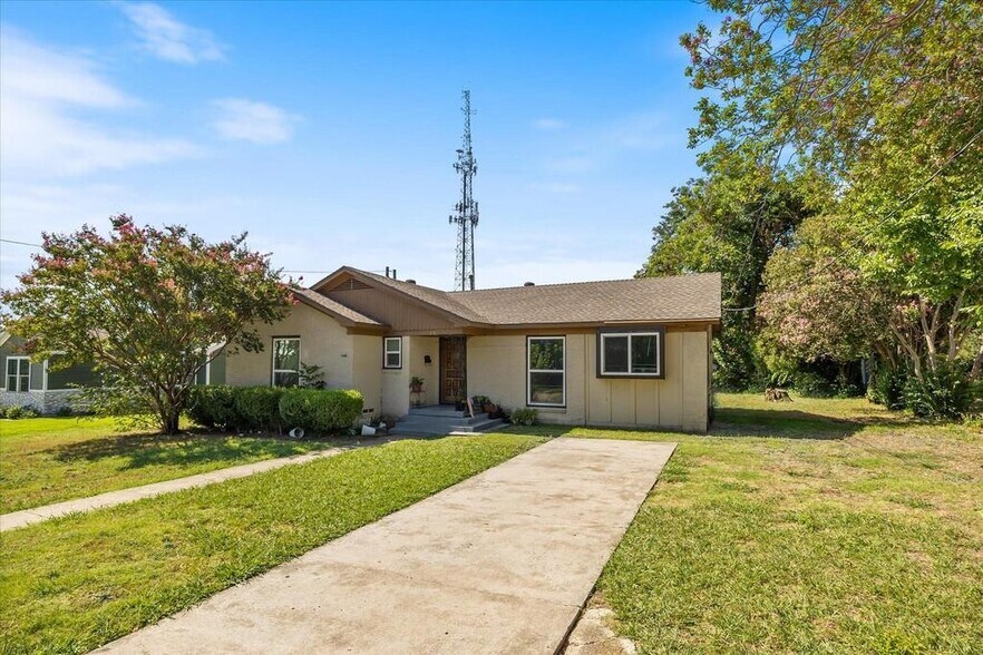 106 Saint Mary St, Rockwall, TX à vendre - Photo du bâtiment - Image 2 de 14