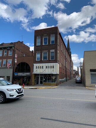Plus de détails pour 135 N Main St, Butler, PA - Multi-résidentiel à vendre