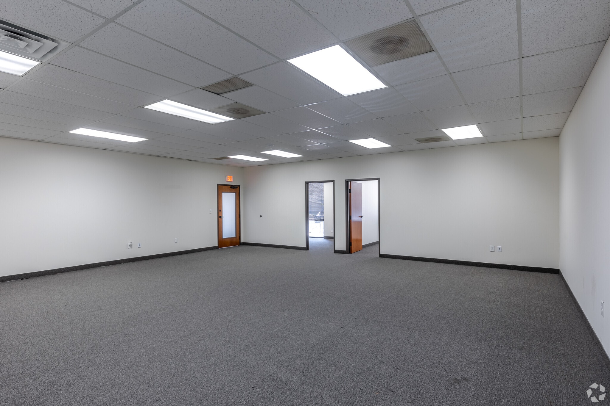 1202 E Arapaho Rd, Richardson, TX for lease Interior Photo- Image 1 of 2