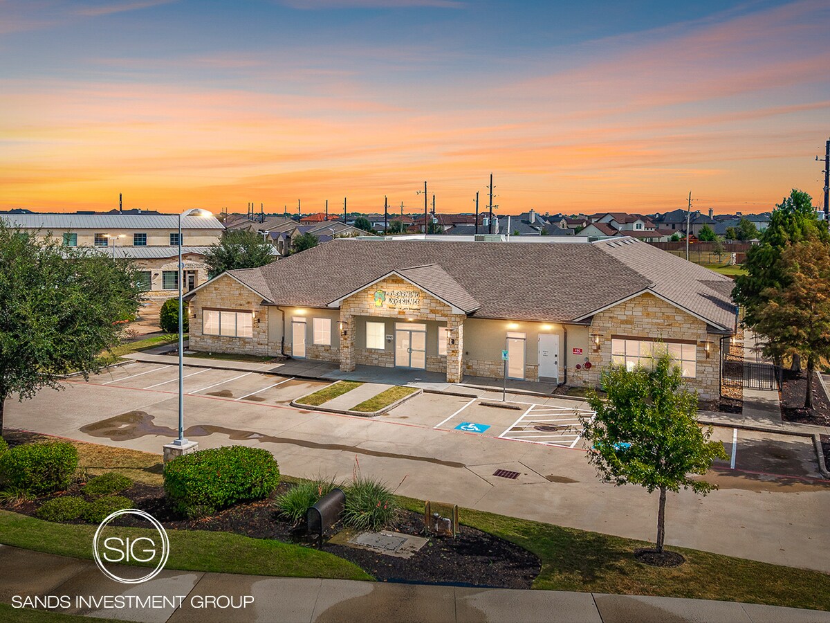 10110 Greenhouse Rd, Cypress, TX à vendre Photo du bâtiment- Image 1 de 6