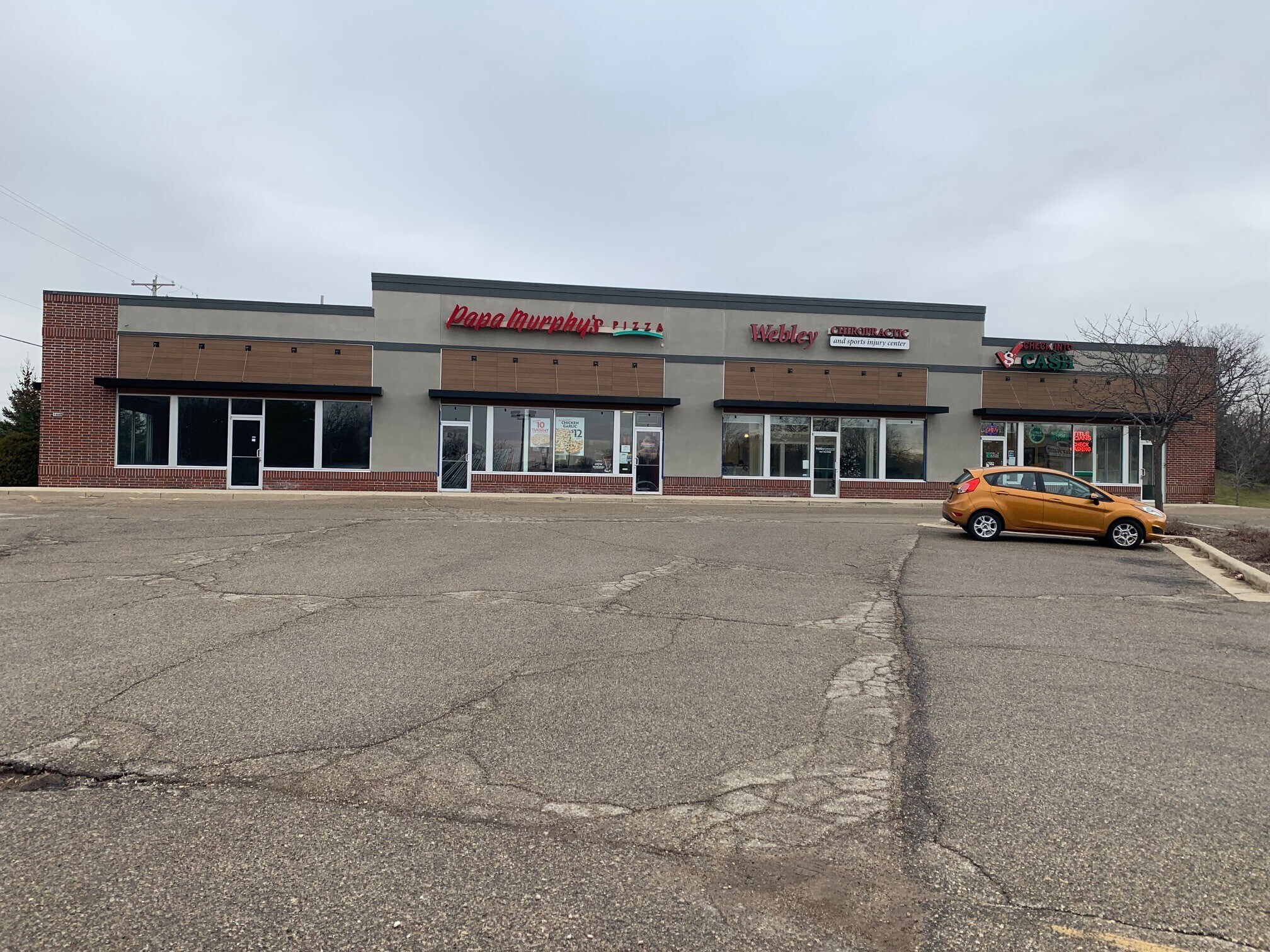 1448 S Teut Rd, Burlington, WI for lease Building Photo- Image 1 of 4