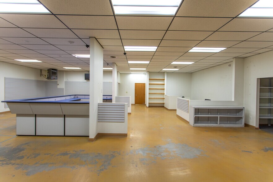 100 9th Ave S, Great Falls, MT à vendre - Photo du bâtiment - Image 3 de 32