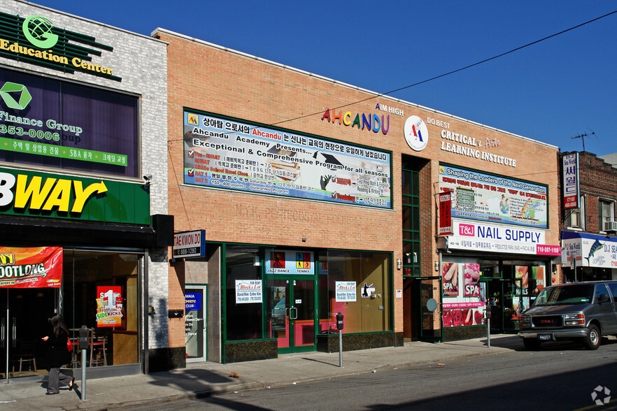 4516 162nd St, Flushing, NY for lease - Building Photo - Image 1 of 14