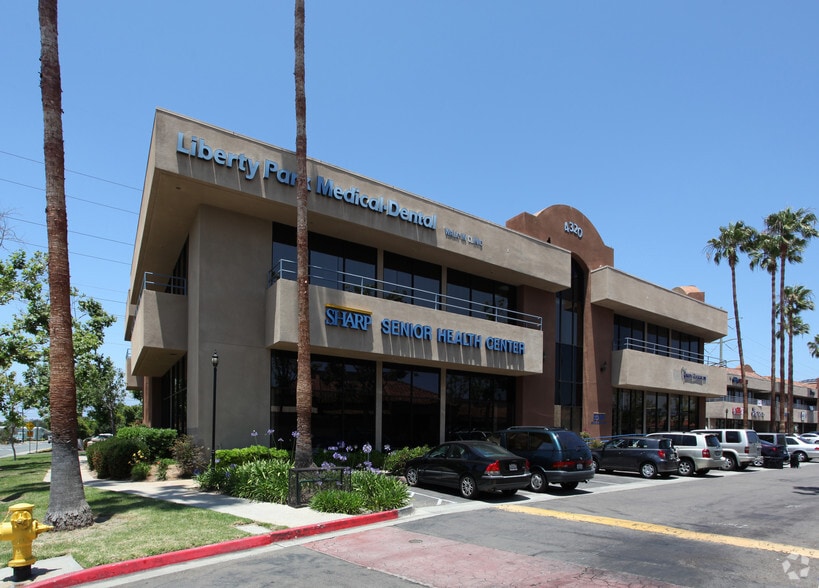 4320 Genesee Ave, San Diego, CA for lease - Primary Photo - Image 1 of 3