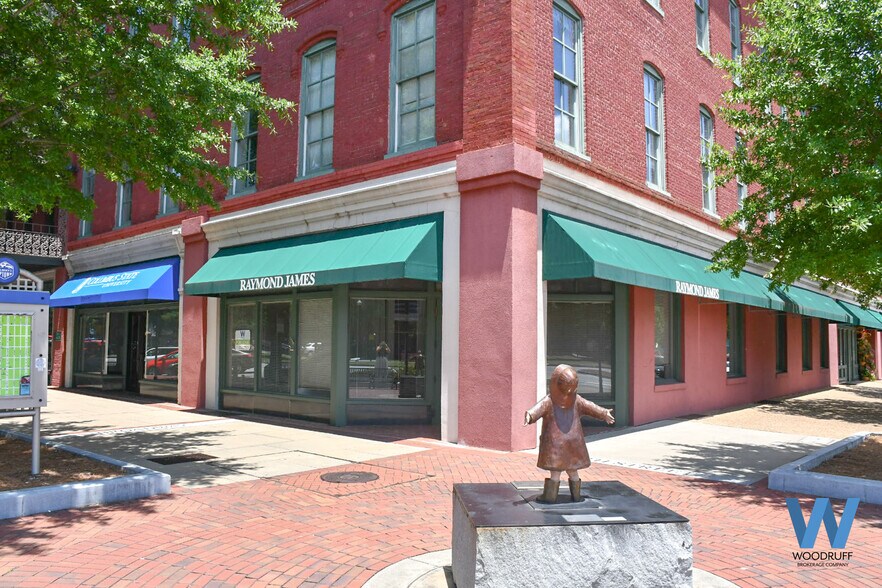 1000 Broadway, Columbus, GA à louer - Photo du bâtiment - Image 1 de 8