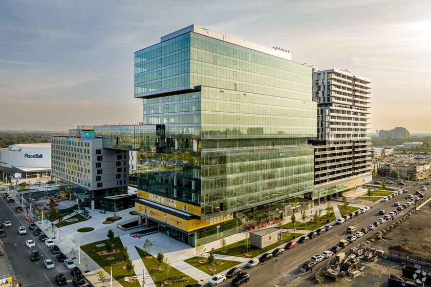 2000 Rue Jacques-Tétreault, Laval, QC à louer - Photo du bâtiment - Image 2 de 9